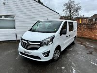 VAUXHALL VIVARO