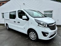 VAUXHALL VIVARO